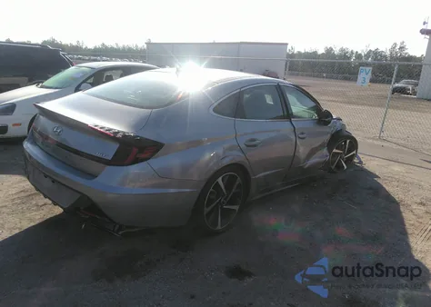 2022 Hyundai Sonata Sel Plus from USA, damaged, VIN 5NPEJ4J24NH142095